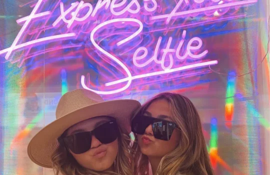 expressyourselfiemobile_1024x1024