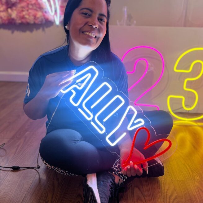 Personalized 26″ LED Neon Sign – Unique Name Light for Kids’ Rooms & Gifts